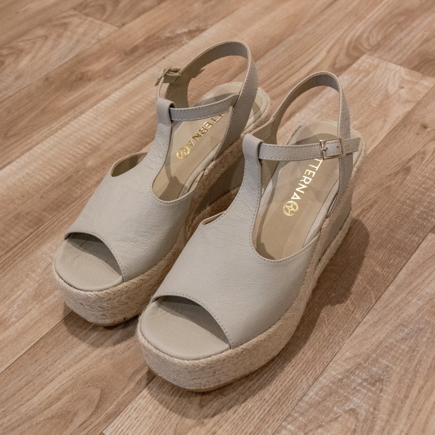 Sandalia Celina | White off