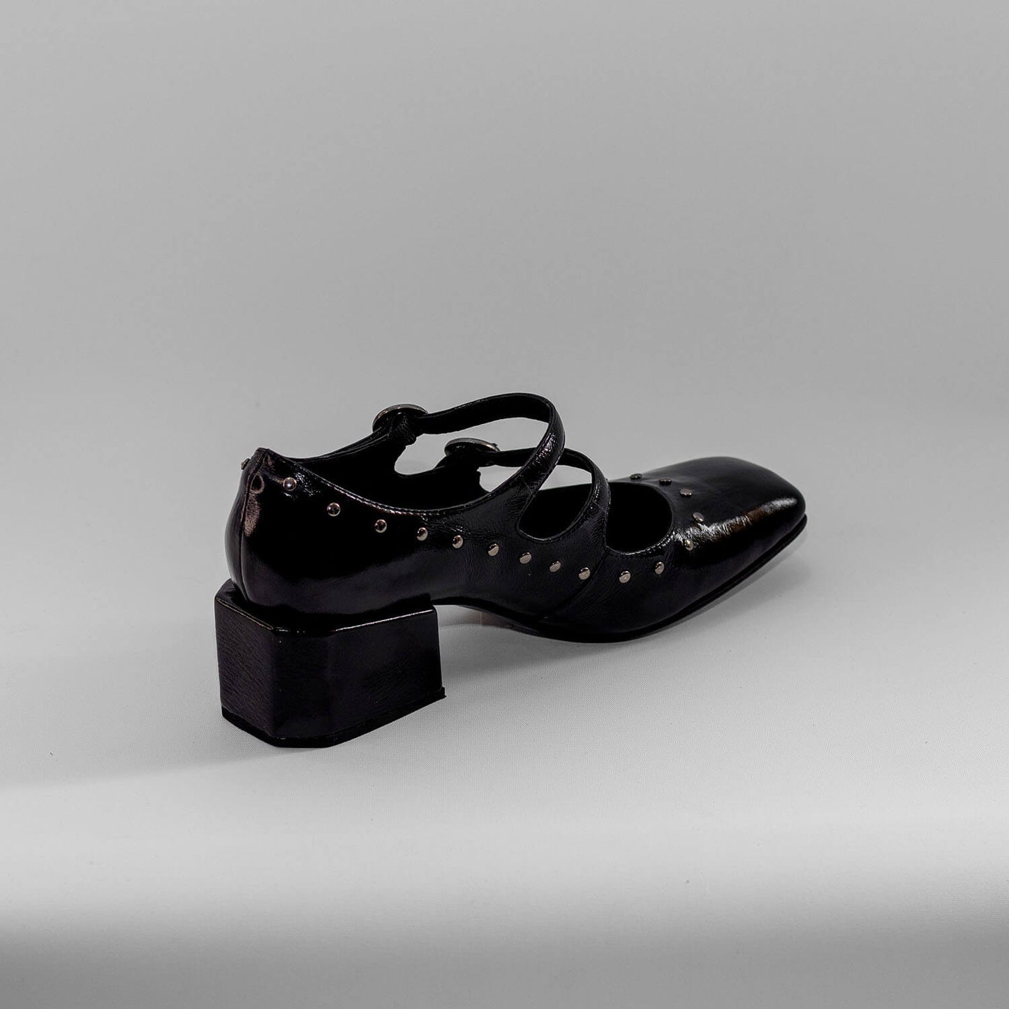 Mary Jane Begona en color Negro