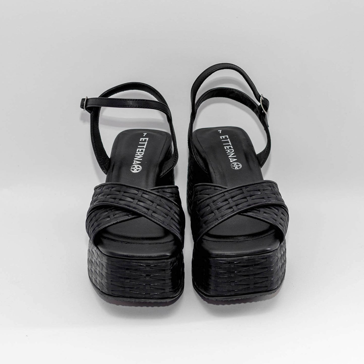Sandalias Plataforma Antonia en color Negro