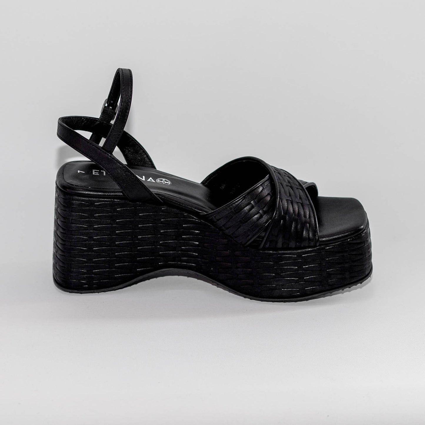 Sandalias Plataforma Antonia en color Negro