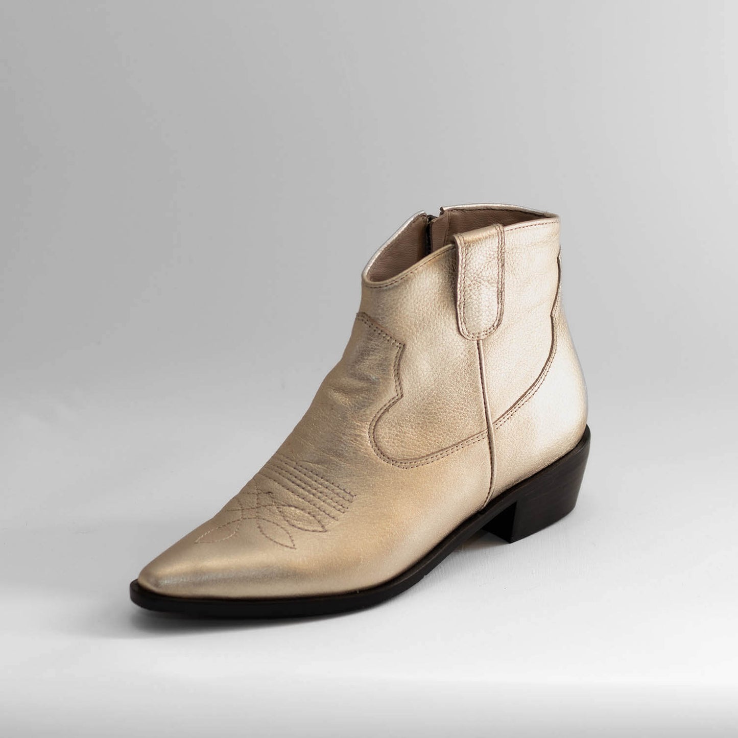 Texana Berenice en color Dorado