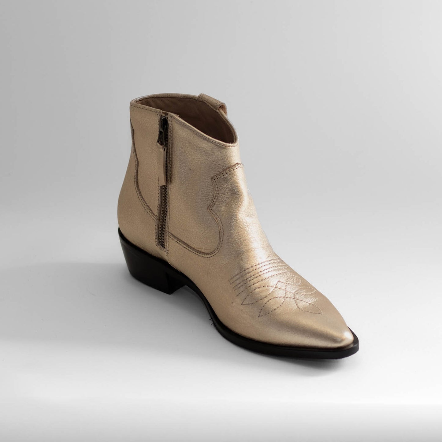 Texana Berenice en color Dorado