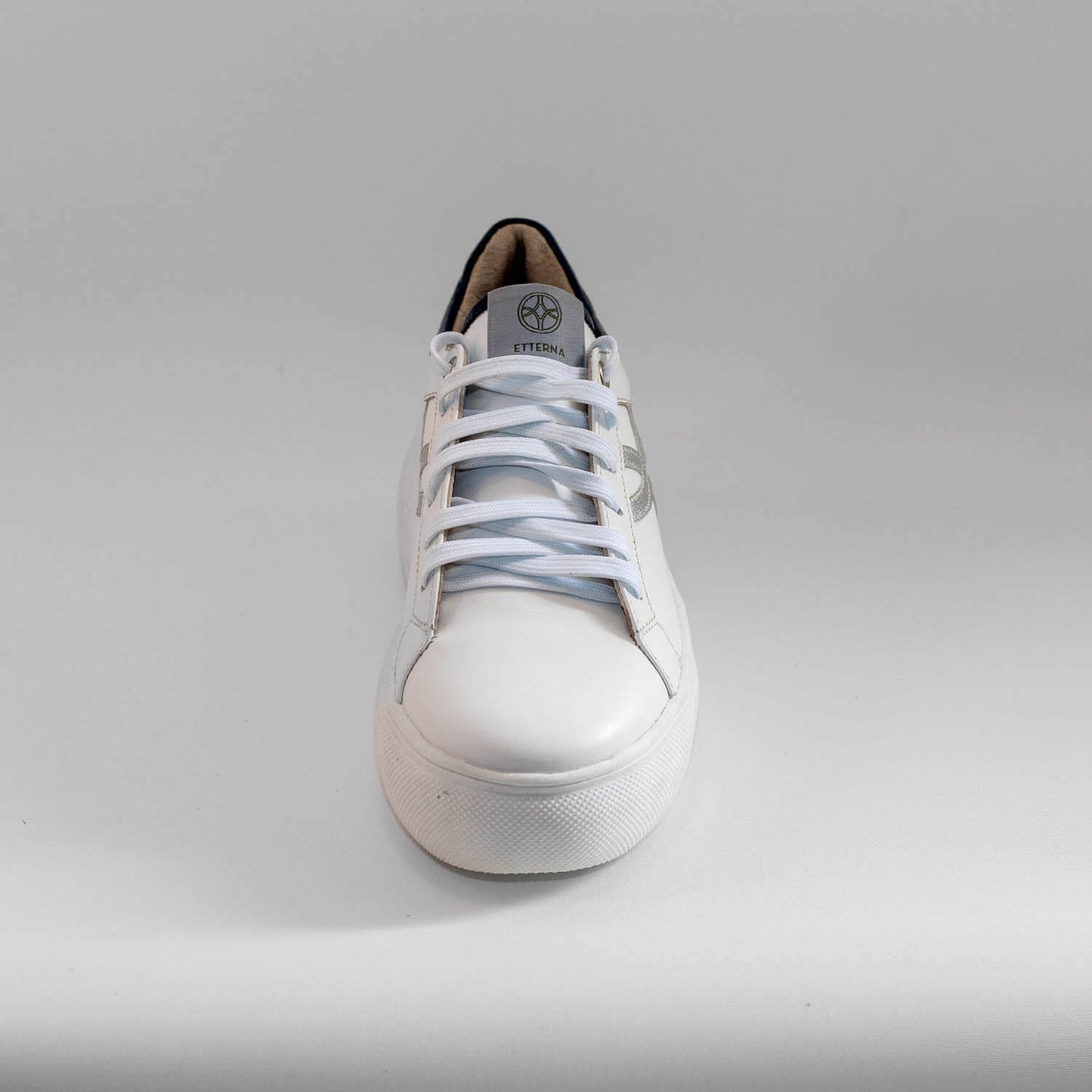 Zapatilla Belén en color Blanco con Azul